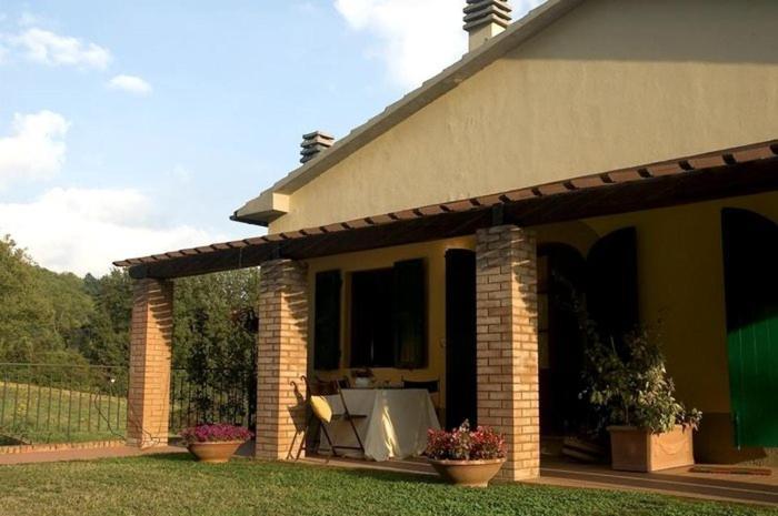 Agriturismo La Burraia Vicino A San Gimignano ガンバッシ・テルメ エクステリア 写真