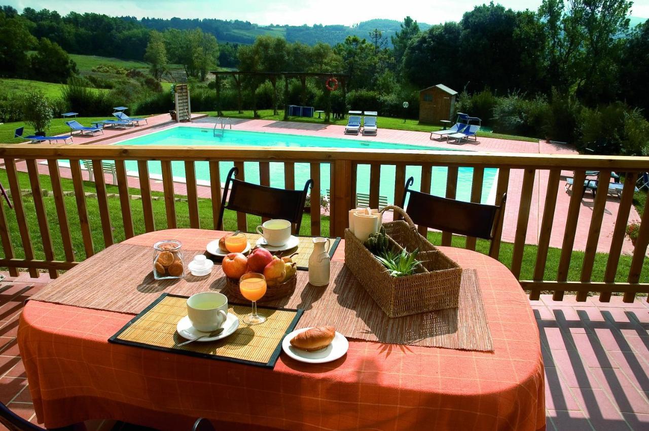 Agriturismo La Burraia Vicino A San Gimignano ガンバッシ・テルメ エクステリア 写真